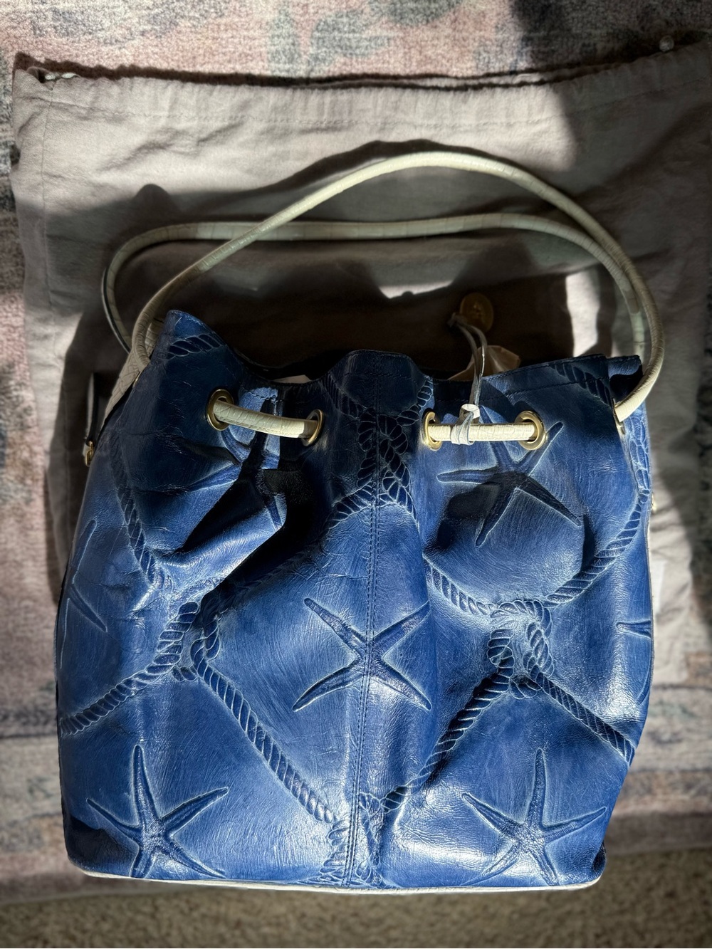 Vintage Brahmin nautical starfish Trina bucket bag - Picture 4 of 15